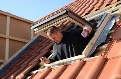 Pose de fenêtres de toit Velux à Campeaux